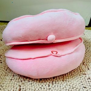 Livbay Pink Booty Cush